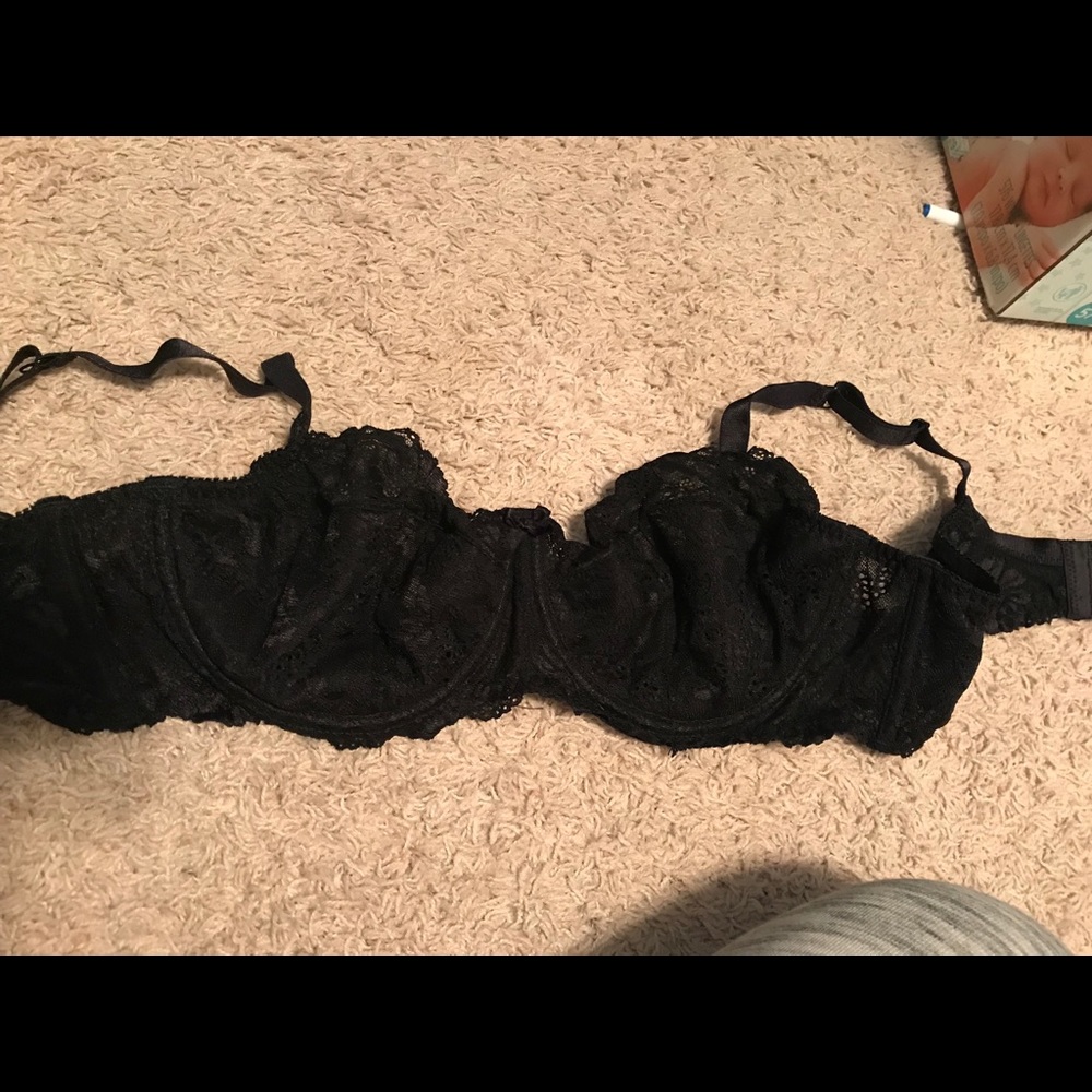 Black lace bra
